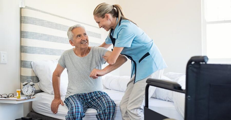 Curso Online Gratuito de Cuidador de Idosos — Qualifique-se Agora